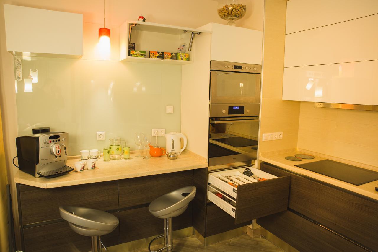 Apartments "Pleasure" 基輔 外观 照片